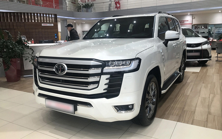 Toyota не вернулась в Россию, слухи опровергнуты